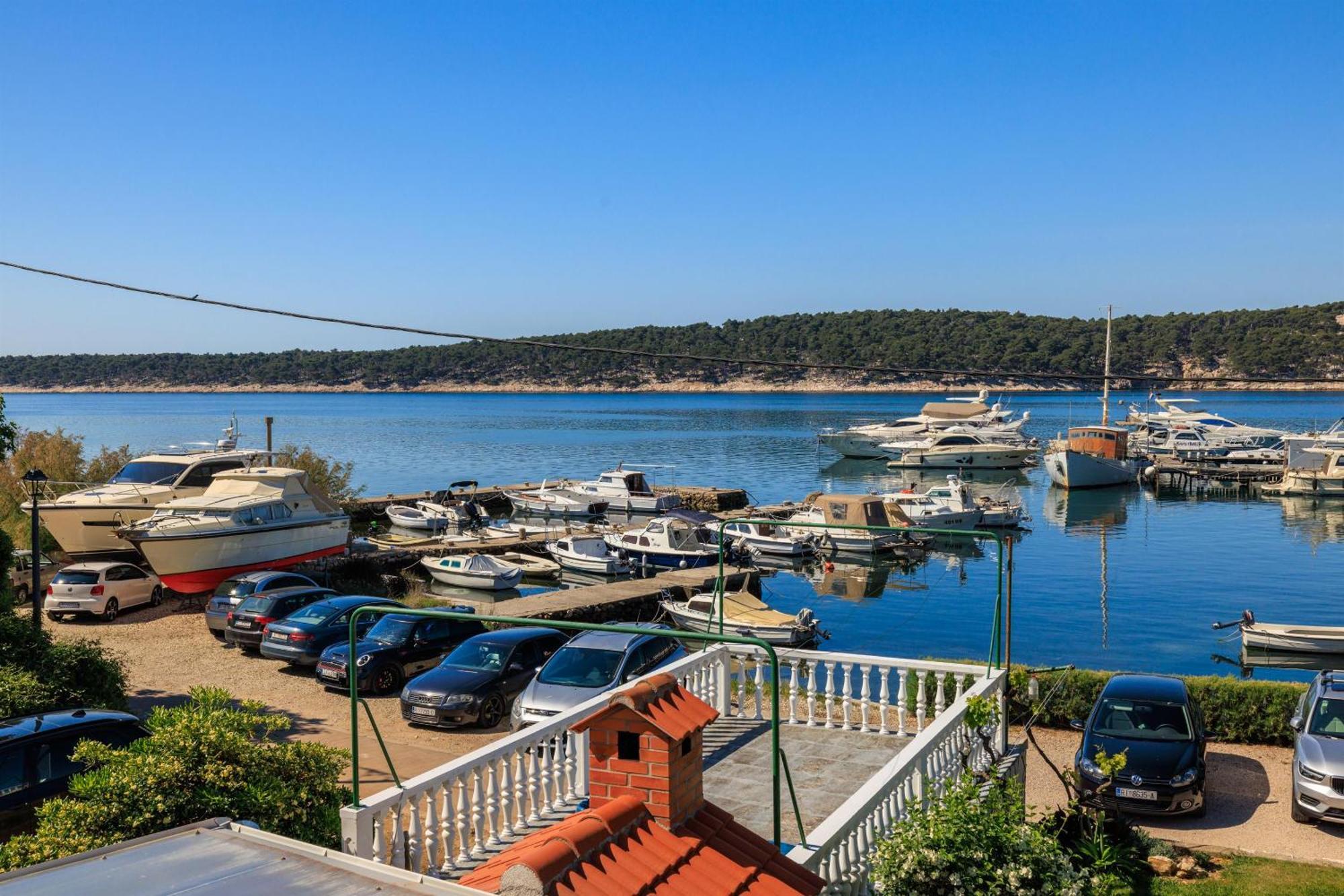Apartments Near The Sea Barbat Barbat na Rabu ภายนอก รูปภาพ