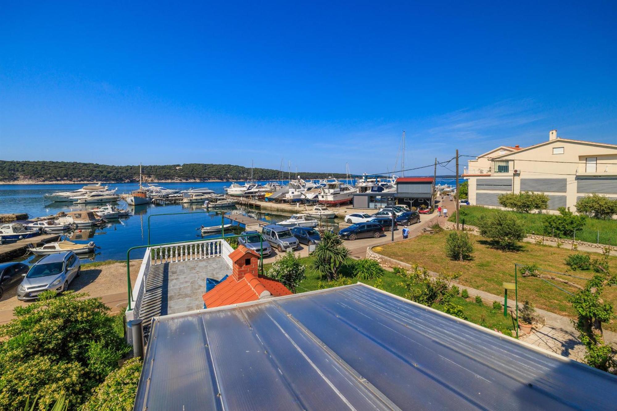 Apartments Near The Sea Barbat Barbat na Rabu ภายนอก รูปภาพ